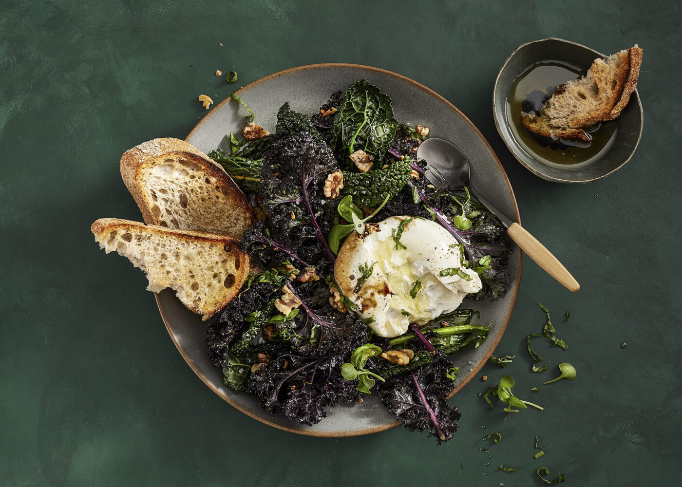 Tilbehor Vintersalat og surdeigsbrod no025713