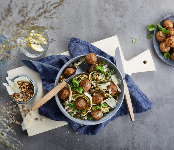 Pasta med kjøttboller