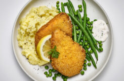 PRIOR ostepanetter med potetmos og brekkbønner